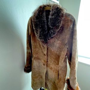 Vintage Swede Leather with Fu Fur Coller